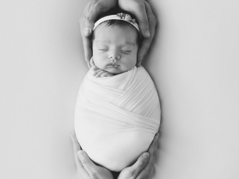 Childcare and breastfeeding courses for mothers