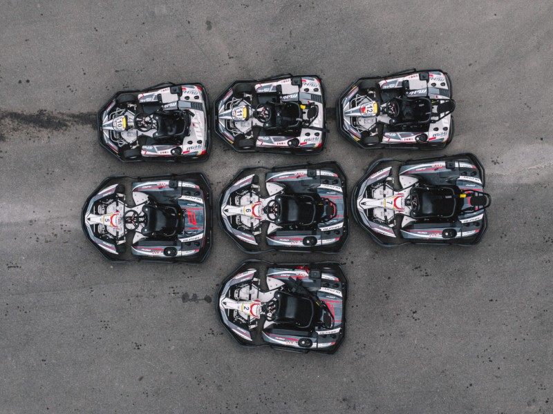 Outdoor karting for adults and children - Adrenaline at maximum heights