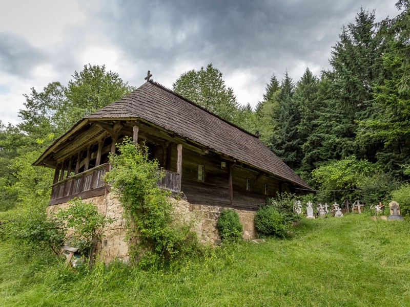 Rustic holiday, pottery workshop and nature walks