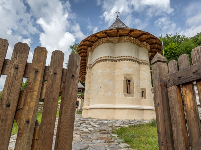 Rustic holiday, pottery workshop and nature walks