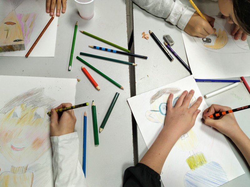 Personal development through painting with Ana-Maria Galeteanu in Brasov