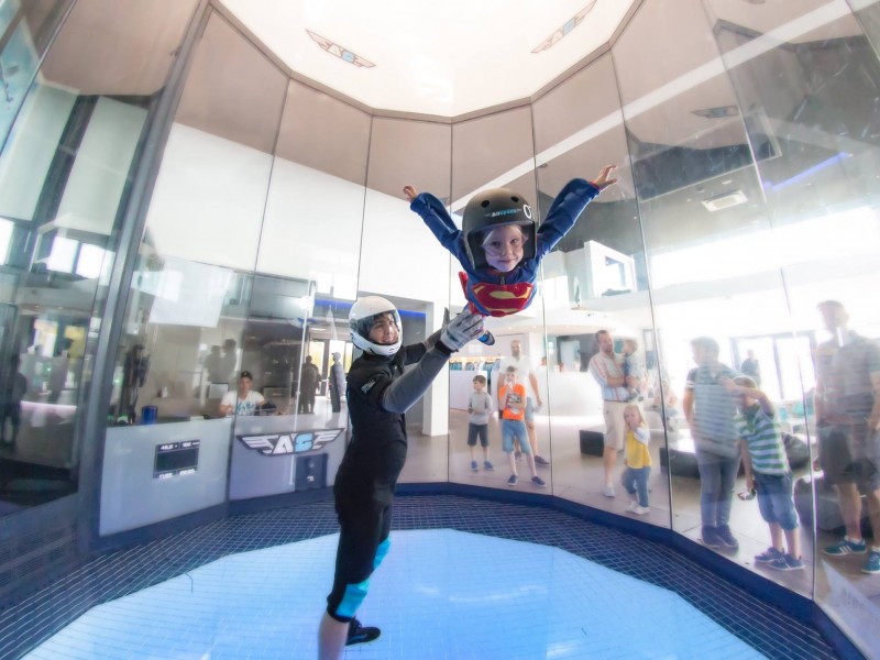 Feel the thrill of skydiving with indoor skydiving in Belgium