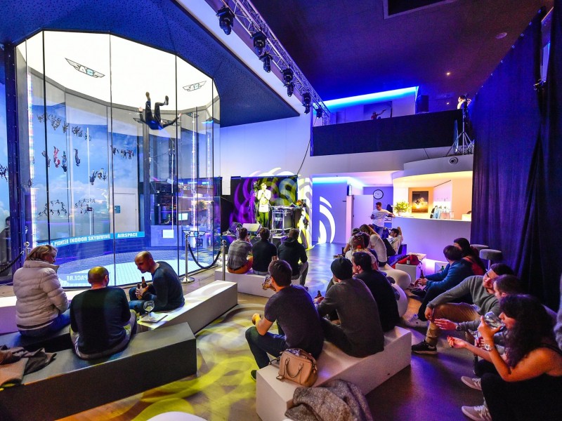 Feel the thrill of skydiving with indoor skydiving in Belgium