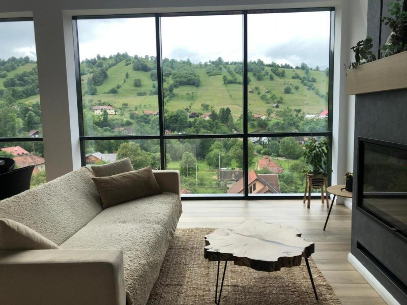 EXPERIENTA WOW - 2 seri cu cei dragi intr-o cabana de poveste din Bran