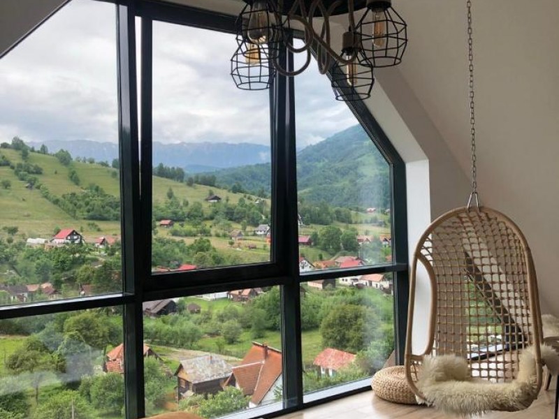 EXPERIENTA WOW - 2 seri cu cei dragi intr-o cabana de poveste din Bran