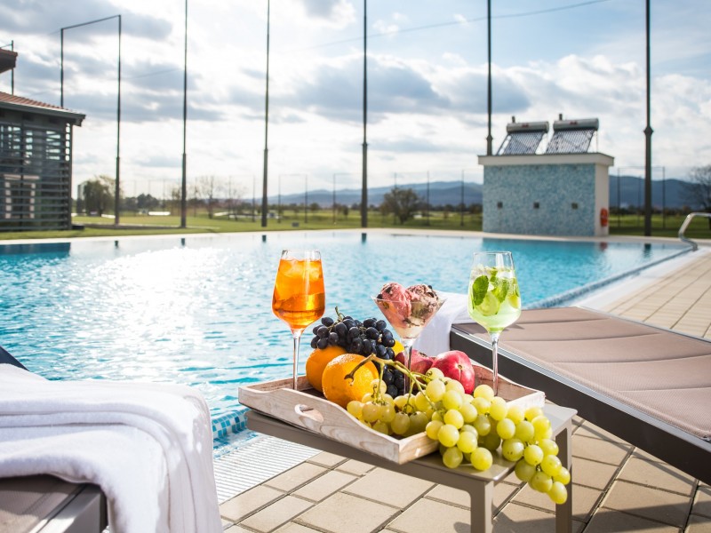 Combine sport with relaxation at the largest golf resort in Romania