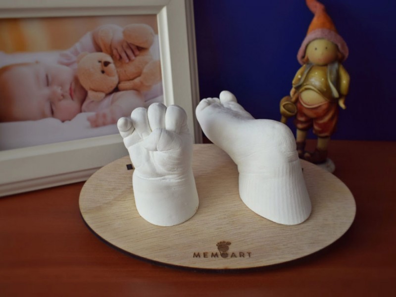 Ofera un cadou inedit - Kit mulaj maini pentru cuplu, familie sau bebe