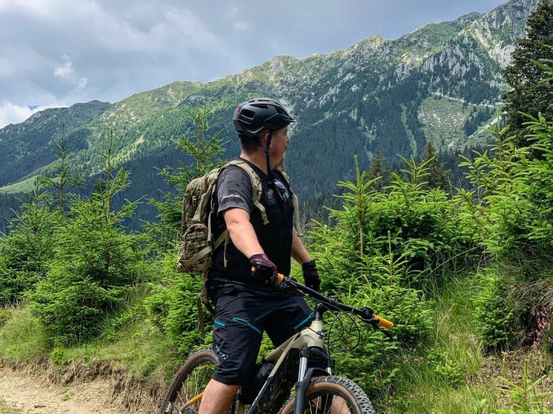 O zi intrega de plimbari cu bicicleta electrica in Brasov