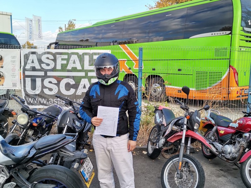 Adrenalina si profesionalism la scoala de motociclism in Bucuresti
