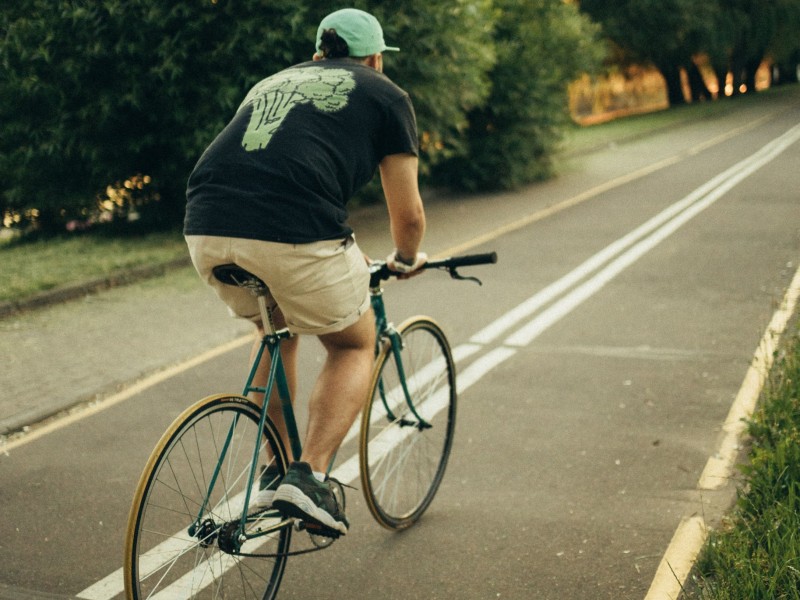 Descopera istoria si arhitectura Bucurestiului intr-un tur cu bicicleta
