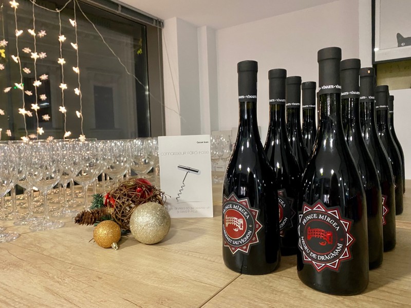 Invata de la experti arta degustarii vinului