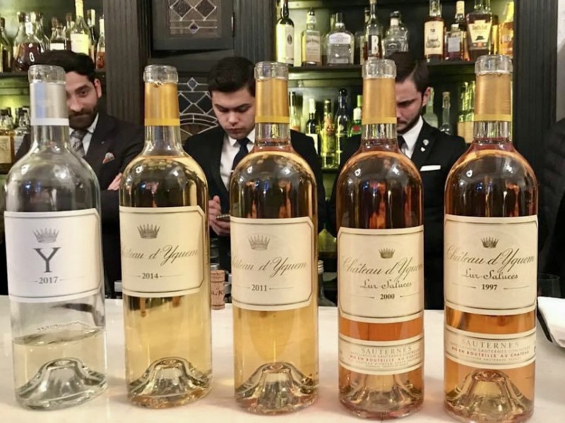 Invata de la experti arta degustarii vinului