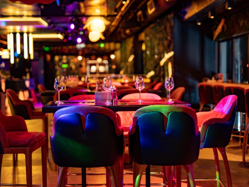 Gastronomic experiences in an exceptional restaurant at the top