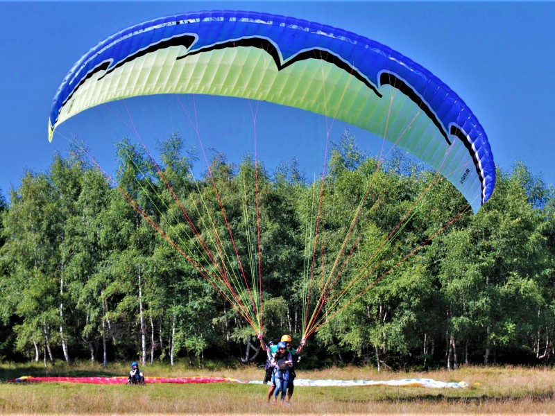 Fantastic paragliding experience in the Parang and Retezat mountains
