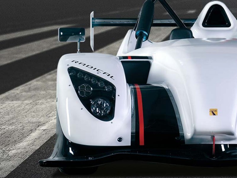Adrenalina si viteza - piloteaza un prototip RADICAL SR1