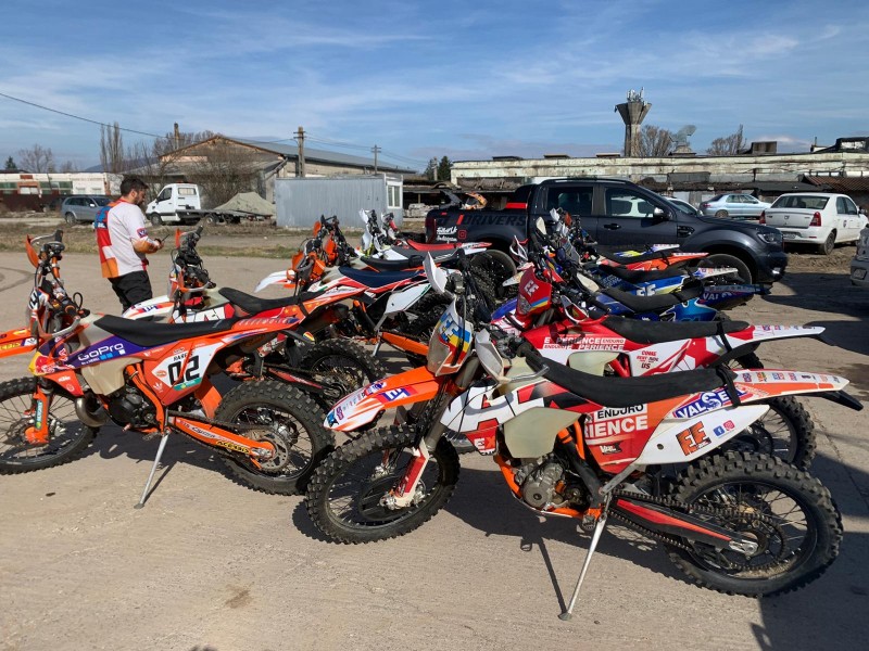Train for enduro competition on Husqvarna motorcycles