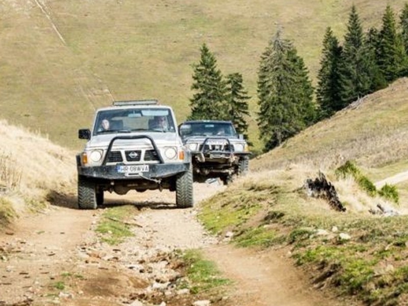 Excursie in doi cu masina 4x4 in Muntii Ciucului si Muntii Hasmasului
