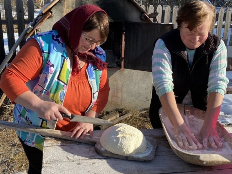 Gastronomic tour and craft workshops in Secuime