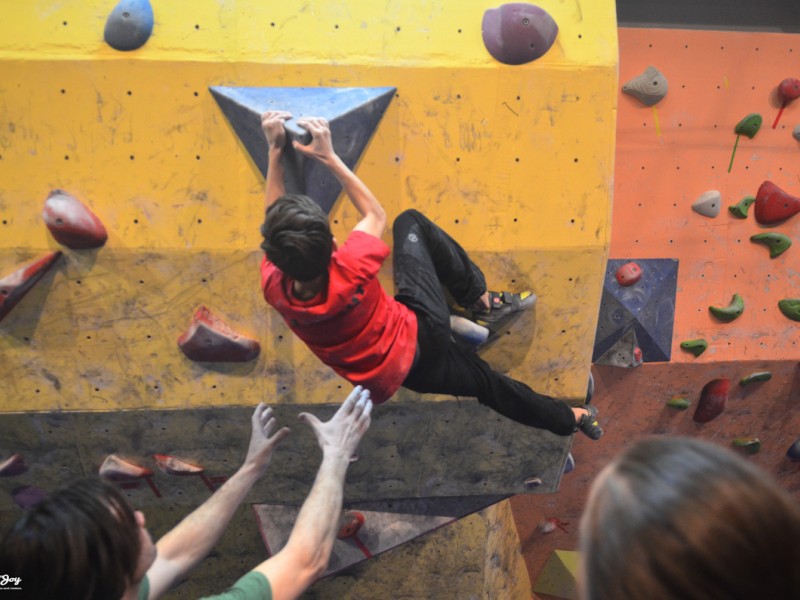 Cursuri de escalada cu instructor pentru adulti si copii in Bucuresti
