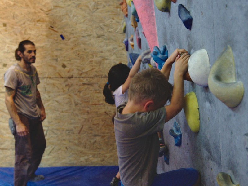 Cursuri de escalada cu instructor pentru adulti si copii in Bucuresti