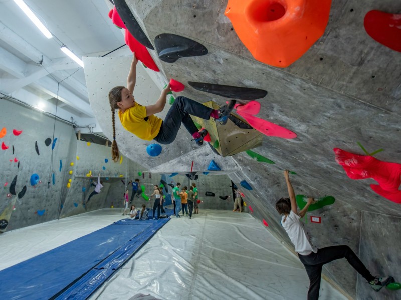 Cursuri de escalada cu instructor pentru adulti si copii in Bucuresti