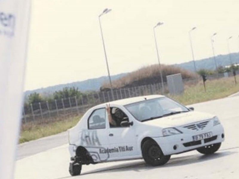 Adrenalina si precautie pentru un sofer responsabil