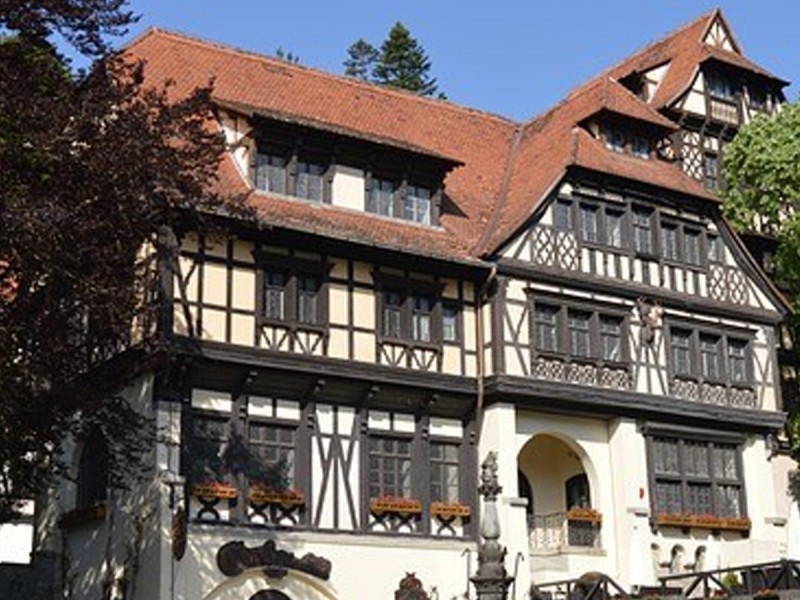 Excursie de o zi din Sinaia, pana la Manastirea Caraiman