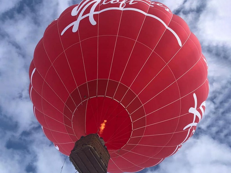 Experimenteaza zborul cu balonul cu aer cald langa Bucuresti