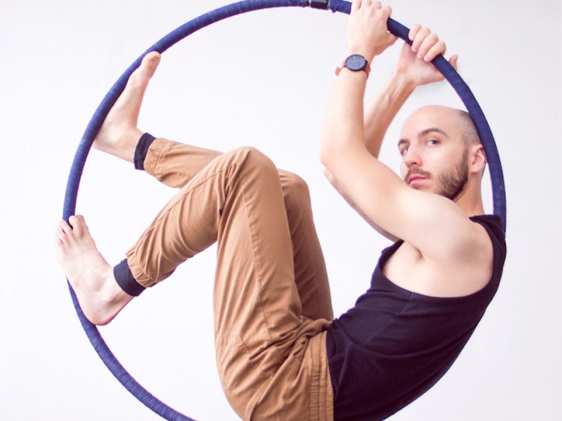 Relaxare si detensionare a corpului prin Air Yoga si Air Hoops, in Bucuresti