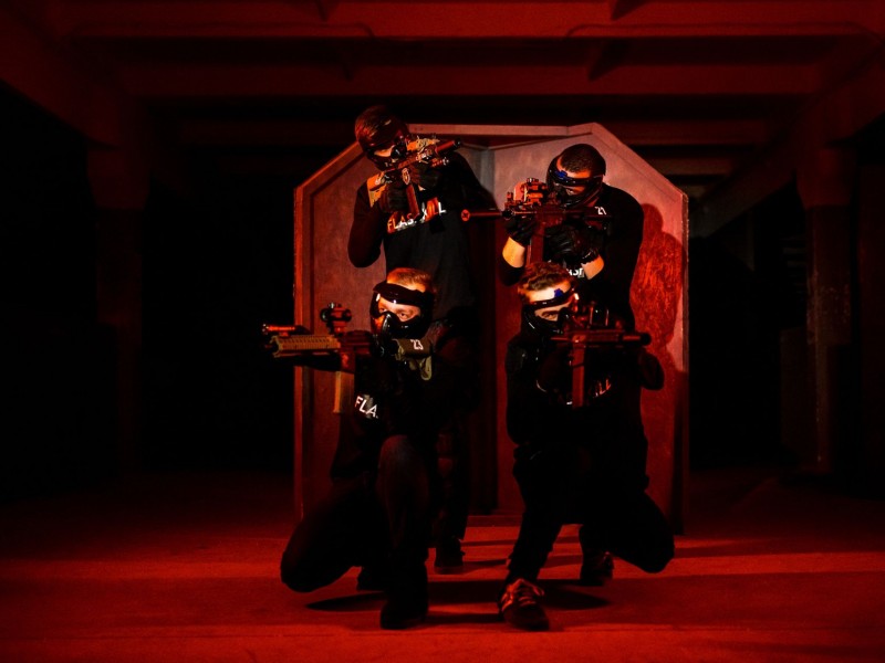 Joc de airsoft indoor sau outdoor pentru grupuri in Iasi