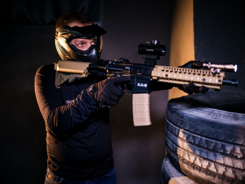 Joc de airsoft indoor sau outdoor pentru grupuri in Iasi