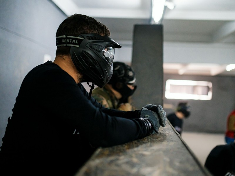 Joc de airsoft indoor sau outdoor pentru grupuri in Iasi