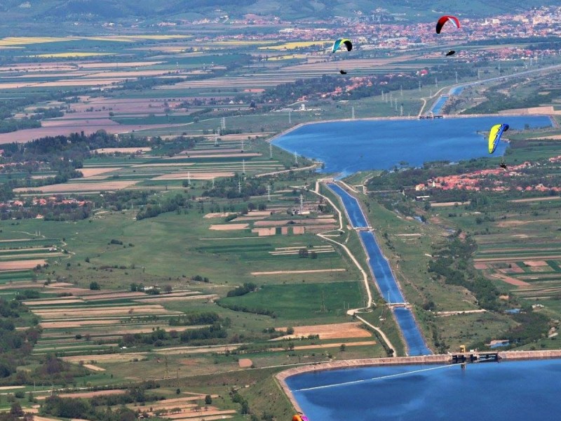 The sky is the limit - Paragliding initiation course in Hunedoara