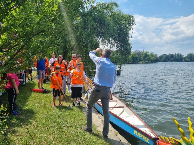 Sail to success with your team on a Dragon Boat in Bucharest
