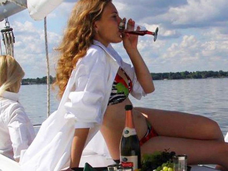 Inchiriaza un yacht pentru o sedinta foto spectaculoasa
