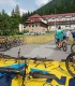 Tur ghidat E Bike in satul Viscri sau Poiana Brasov