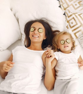 Zi SPA in 2 - aromaterapie, mirosuri exotice si masaj cu roci vulcanice