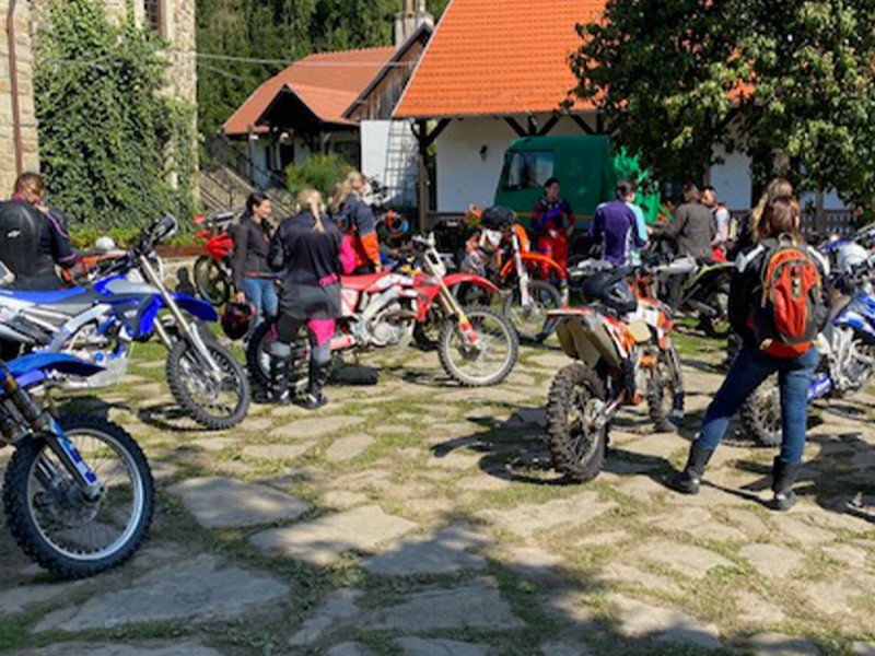 O zi de aventura off-road in mijlocul naturii
