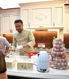 Chocolate or macaroon workshop with pastry experts
