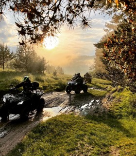 Senzatii extreme si plimbari in natura - aventura cu ATV in Brasov