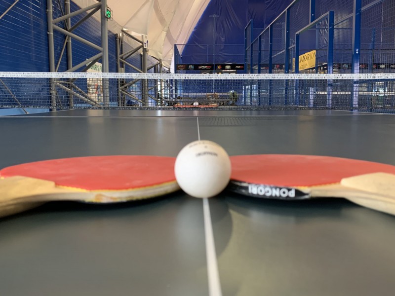 An hour of table tennis (ping pong) on a heated court near Craiova