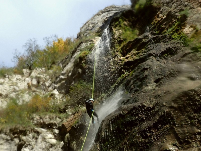 Traseu impresionant de canyoning in Muntii Rodnei sau Parcul Natural Apuseni
