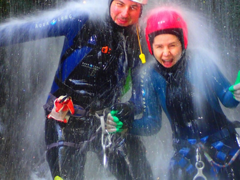 Traseu impresionant de canyoning in Muntii Rodnei sau Parcul Natural Apuseni