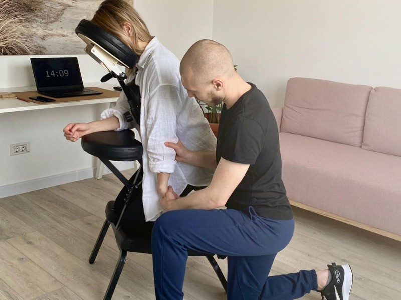 Reward your team - massage at the office for employees