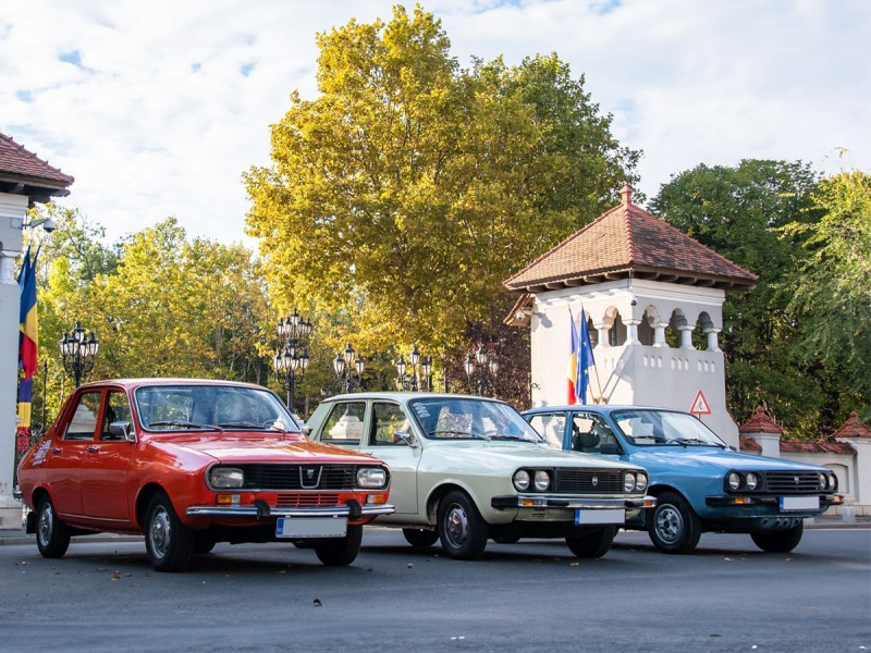 Drive a Dacia 1300 like an 80s rockstar - historical tour in Bucharest