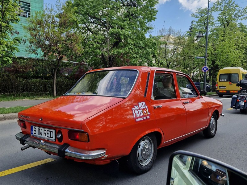 Condu o Dacia 1300 ca un rockstar al anilor 80 - tur istoric in Bucuresti