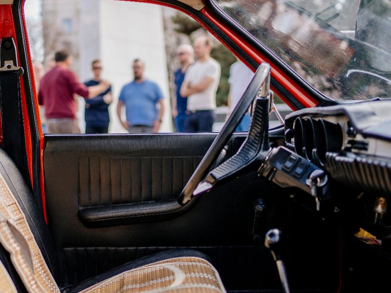 Drive a Dacia 1300 like an 80s rockstar - historical tour in Bucharest