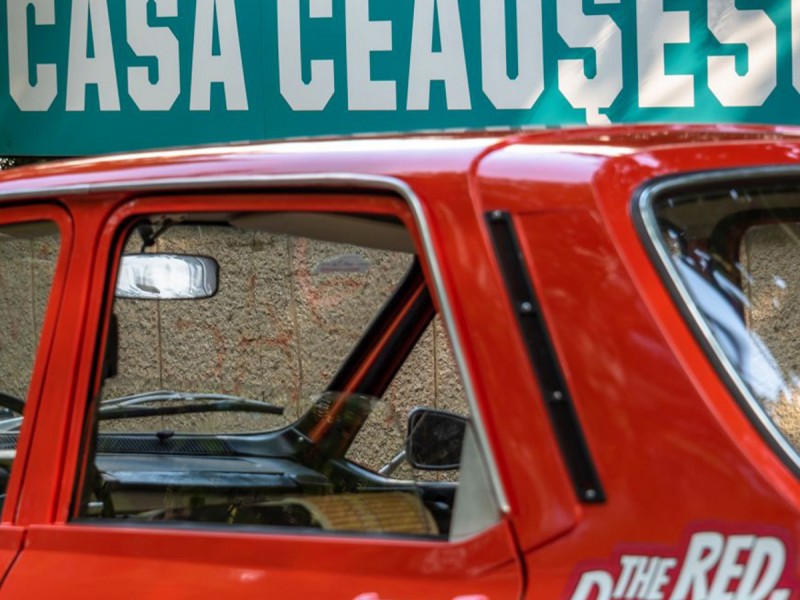 The last day of Nicolae Ceausescu's life - tour in a classic Dacia