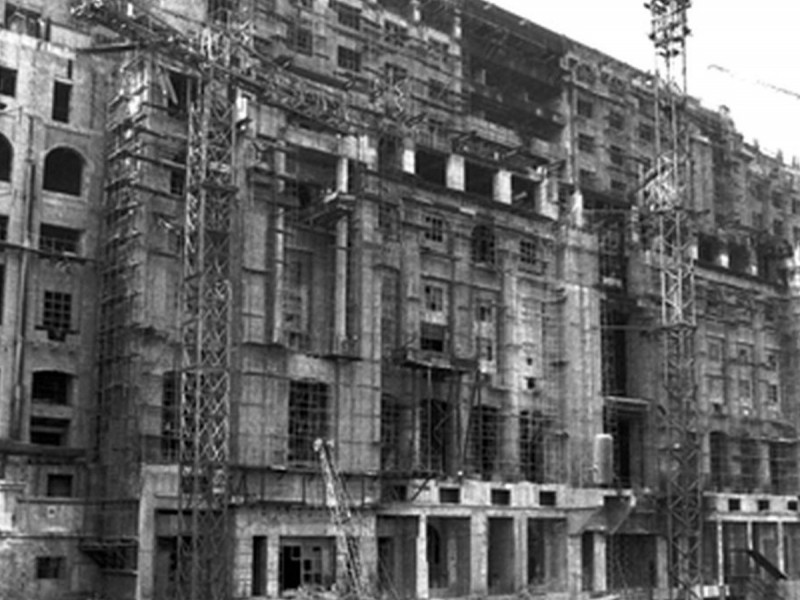 500 years of Romanian horror stories - a tour with Dacia