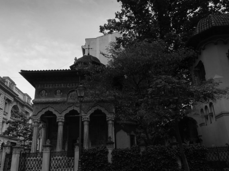500 years of Romanian horror stories - a tour with Dacia